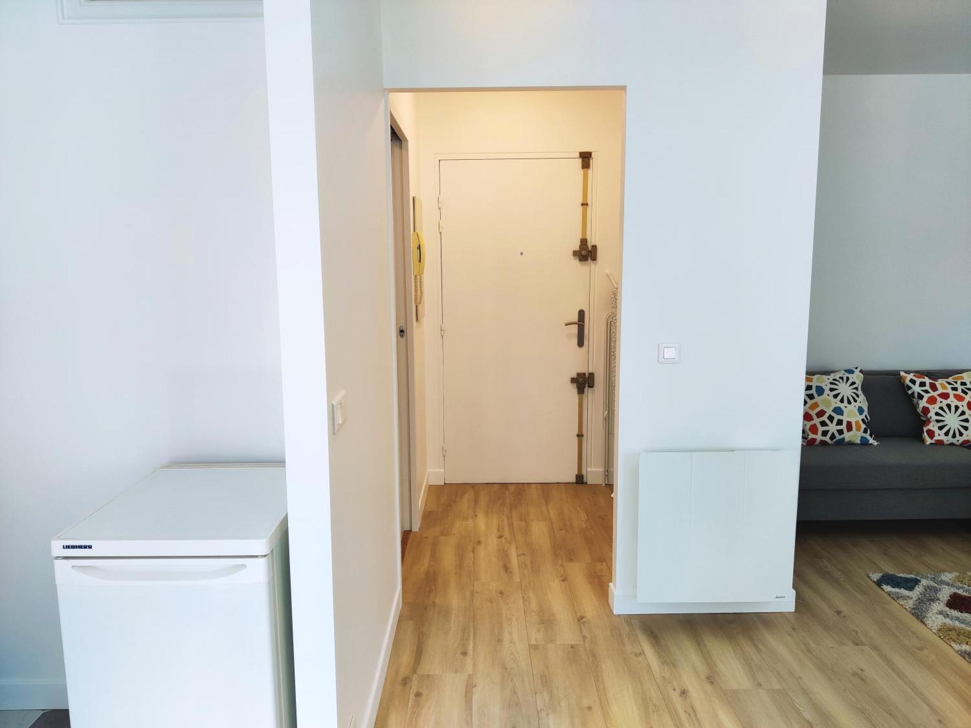 Calme, Tranquille, Proche Paris Apartment *