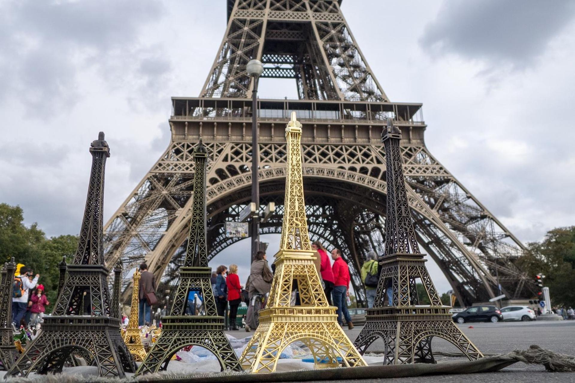 Calme, Tranquille, Proche Paris Apartment *